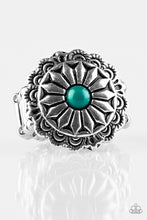 Load image into Gallery viewer, Paparazzi Ring - Daringly Daisy - Green
