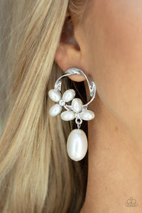 Paparazzi Earrings- Elegant Expo - White